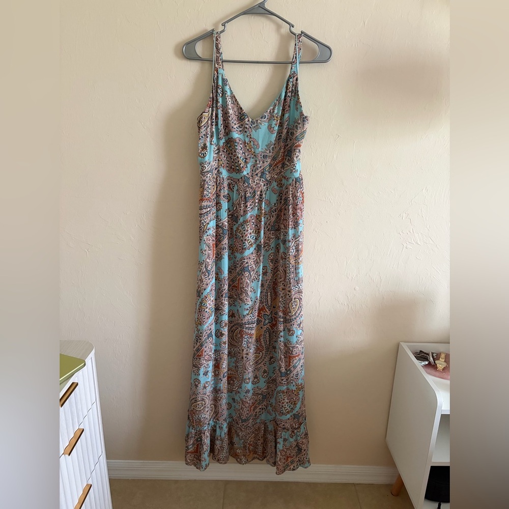 Cynthia Rowley Paisley V‑Neck Maxi Dress in Aqua and Tan